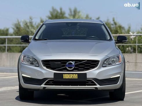 Volvo V60 2018 - фото 4