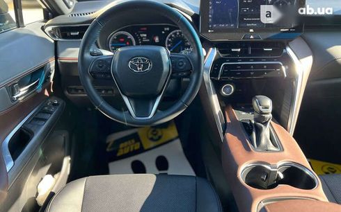 Toyota Venza 2021 - фото 12