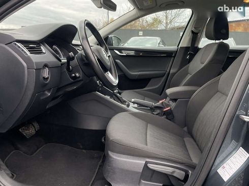 Skoda Octavia 2019 - фото 22