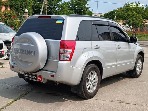 Suzuki Grand Vitara 2011 серый - фото 12