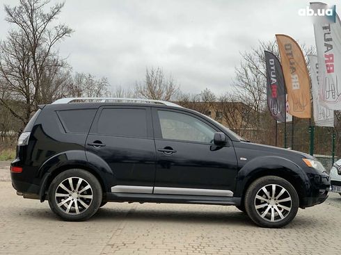 Mitsubishi Outlander XL 2009 - фото 22