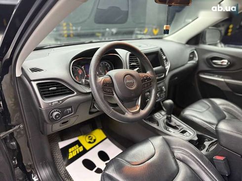 Jeep Cherokee 2018 - фото 21