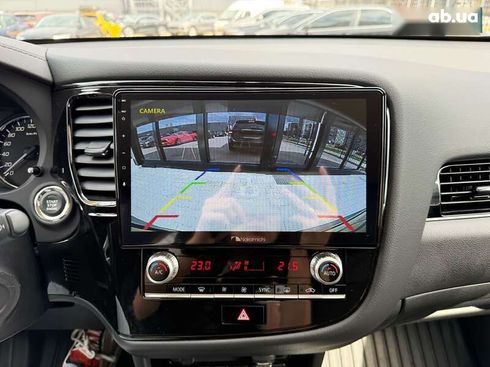 Mitsubishi Outlander 2023 - фото 16