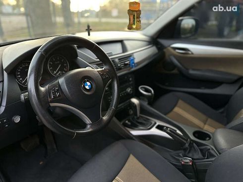 BMW X1 2010 - фото 26