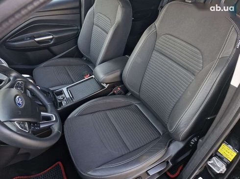 Ford Kuga 2019 - фото 25