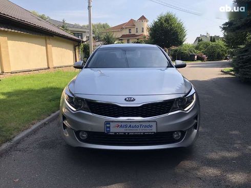 Kia K5 2017 - фото 2