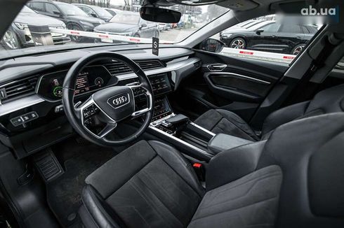 Audi E-Tron 2021 - фото 8