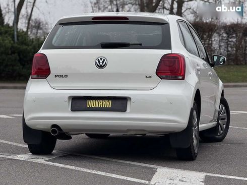 Volkswagen Polo 2012 - фото 15