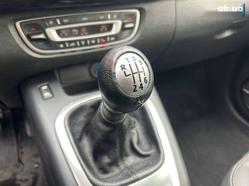 Renault Scenic 2012 - фото 19
