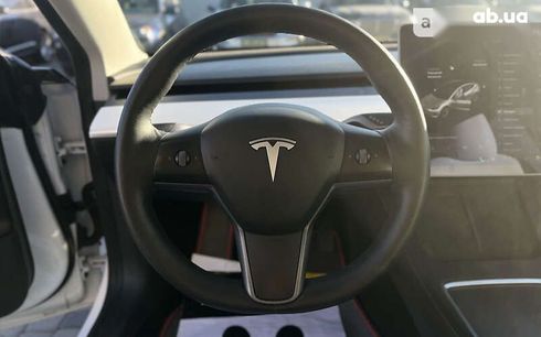 Tesla Model 3 2021 - фото 17