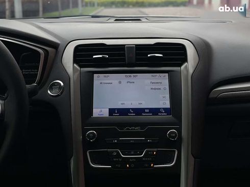 Ford Fusion 2019 - фото 20
