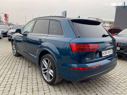 Audi Q7 2018 - фото 6