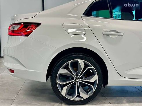 Renault Megane 2018 - фото 10