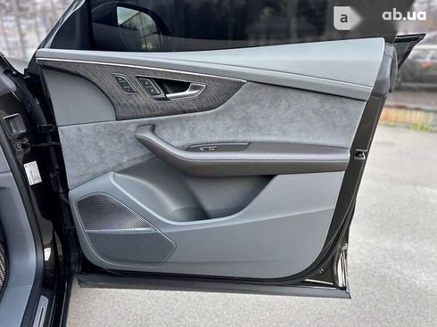 Audi Q8 2020 - фото 22