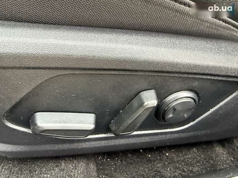 Hyundai Elantra 2021 - фото 21