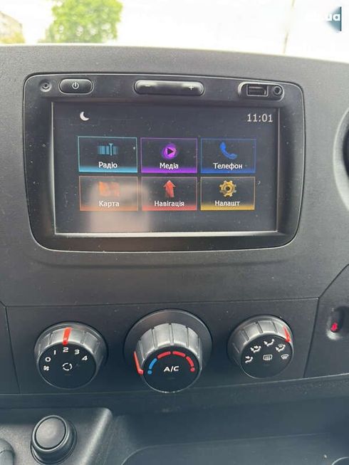 Renault Master 2018 - фото 21
