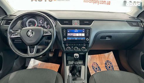 Skoda Octavia 2018 - фото 13