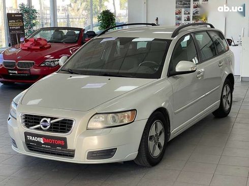 Volvo V50 2010 - фото 7