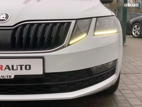 Skoda Octavia 2019 - фото 7