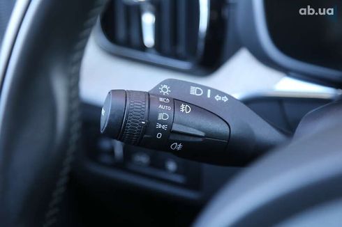Volvo XC60 2018 - фото 25