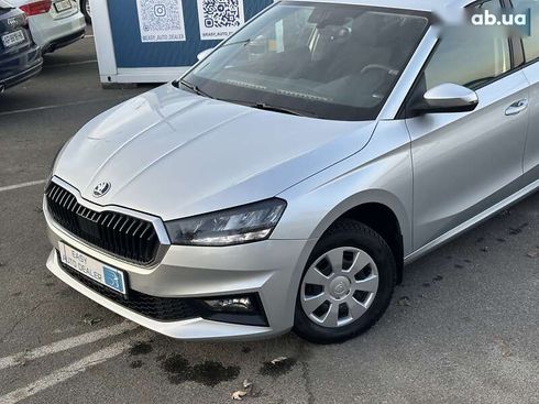 Skoda Fabia 2024 - фото 11