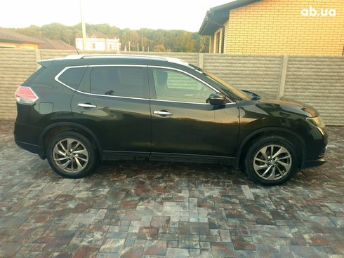 Nissan X-Trail 2015 зеленый - фото 3