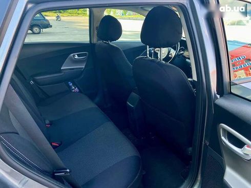 Kia Niro 2017 - фото 26