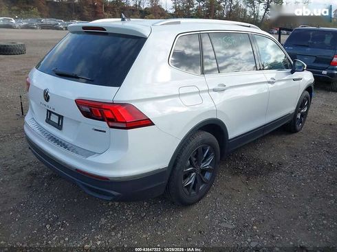 Volkswagen Tiguan 2022 - фото 5