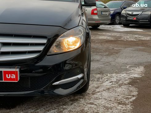 Mercedes-Benz B-Класс 2014 черный - фото 9