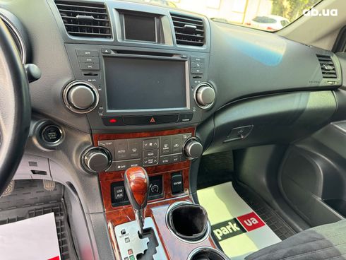 Toyota Highlander 2010 черный - фото 56