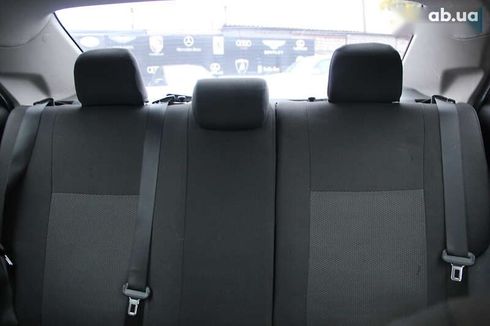 Toyota Corolla 2017 - фото 18