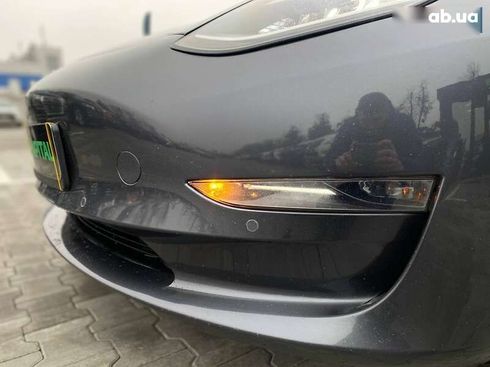 Tesla Model 3 2019 - фото 7