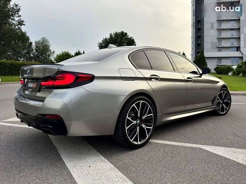 BMW 5 серия 2021 - фото 20