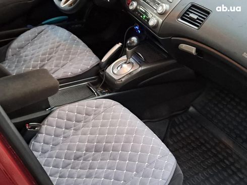 Honda Civic 2007 красный - фото 12