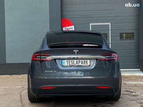 Tesla Model X 2017 - фото 9