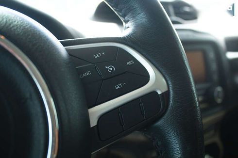 Jeep Renegade 2015 - фото 24