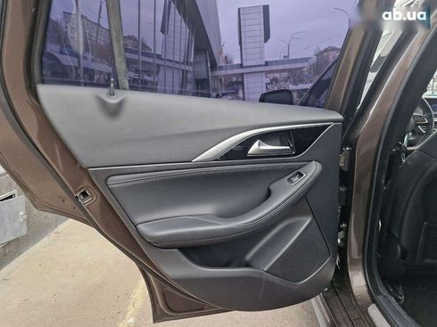 Infiniti QX30 2017 - фото 25