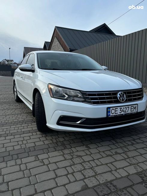 Volkswagen Passat 2015 белый - фото 3