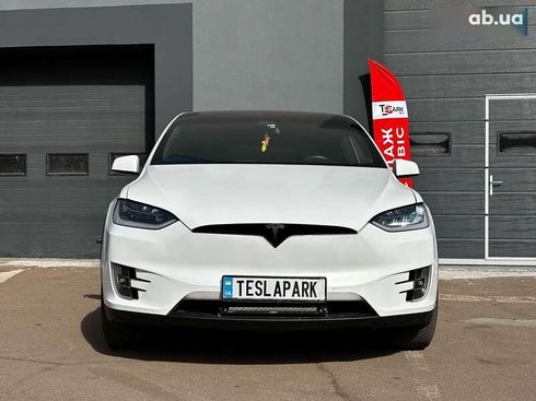 Tesla Model X 2018 - фото 2