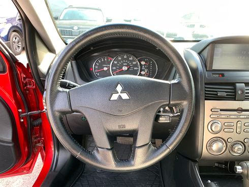 Mitsubishi Galant 2012 красный - фото 32