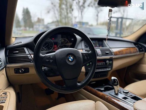 BMW X5 2011 - фото 12