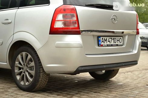 Opel Zafira 2011 - фото 18