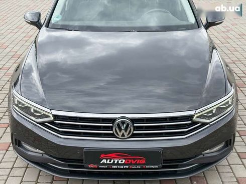 Volkswagen Passat 2020 - фото 11