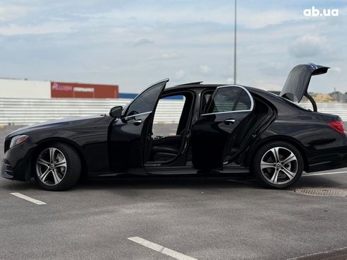 Mercedes-Benz E-Класс 2019 черный - фото 30