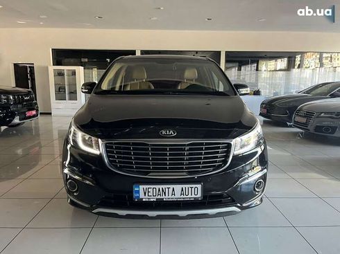 Kia Carnival 2017 - фото 2