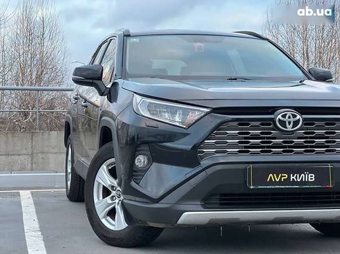 Toyota RAV4 2019 - фото 7