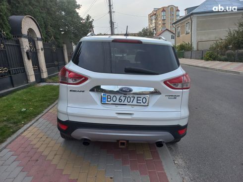 Ford Escape 2014 белый - фото 10