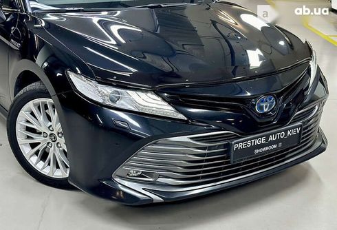 Toyota Camry 2019 - фото 7