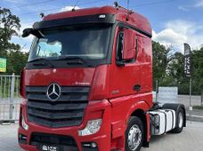 Продаж вантажівок в Україні - купити на Автобазарі