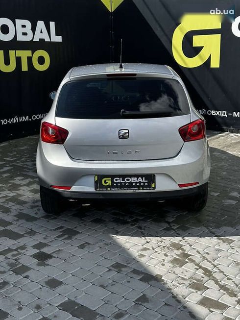 SEAT Ibiza 2011 - фото 17
